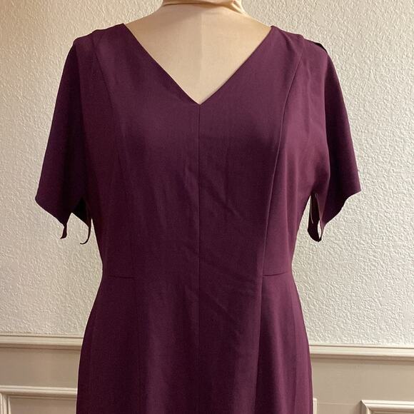 Ann Taylor wine red‎ academia fitted v neck split sleeve sheath mini dress - Picture 2 of 8